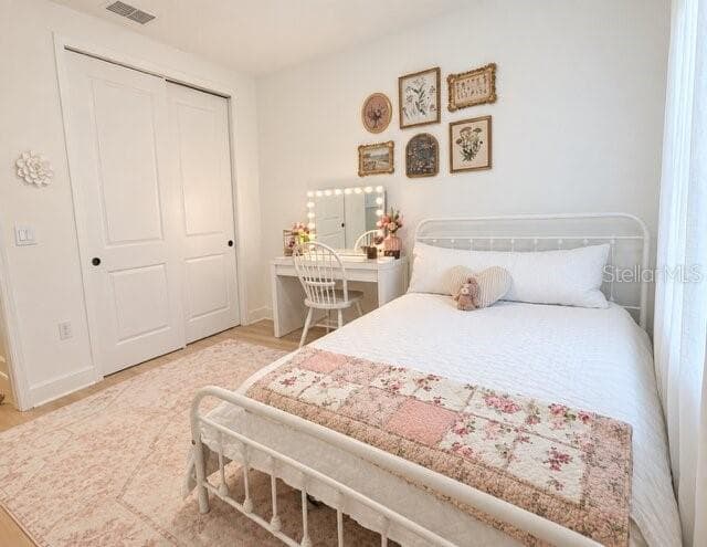 Single Family Residence at 8532 GOLDEN DAWN CT, SARASOTA, photo 5 of 49
