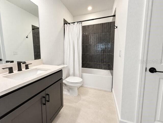 Single Family Residence at 8532 GOLDEN DAWN CT, SARASOTA, photo 33 of 49
