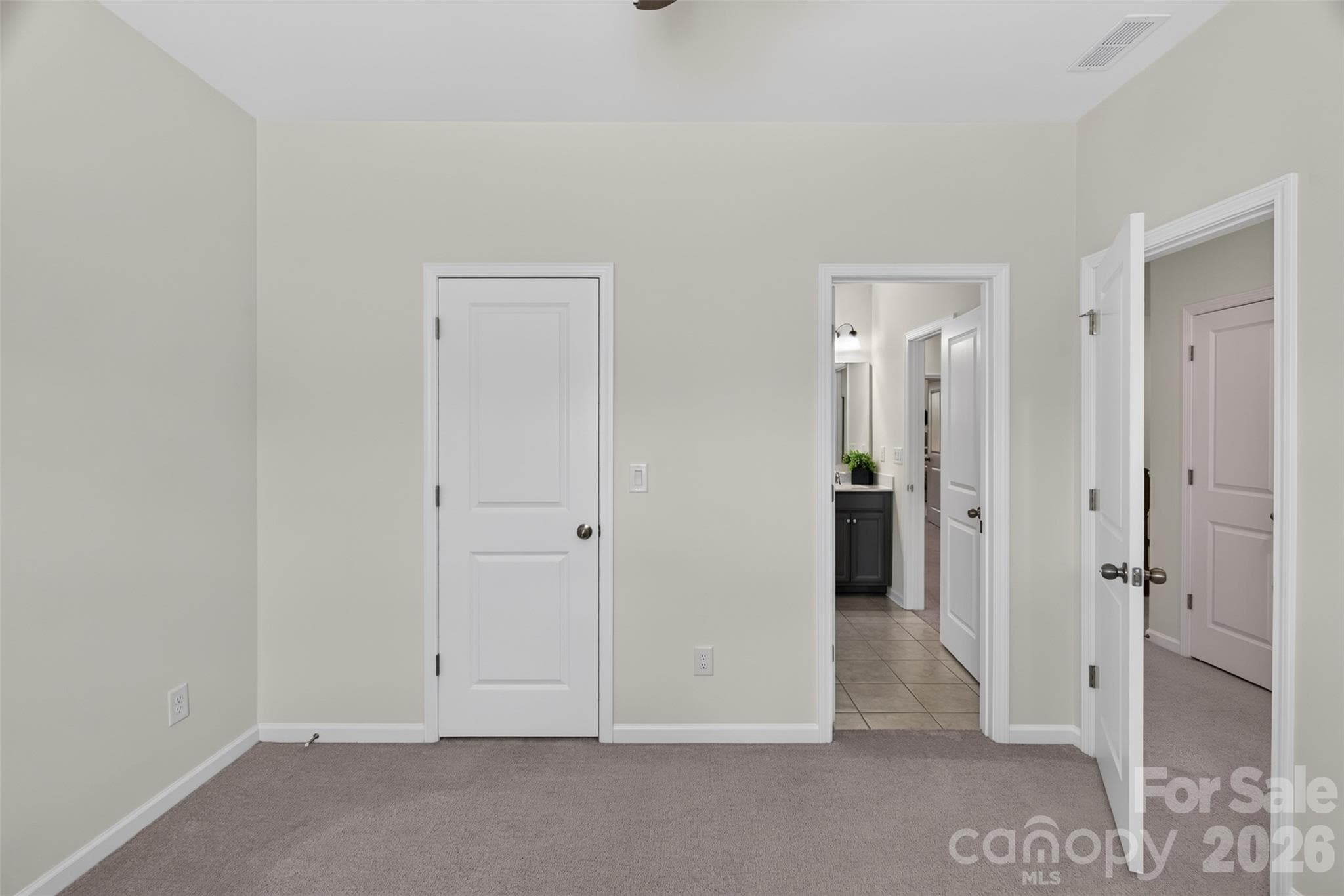 Fourth bedroom with private access to a full bathroom. - 4638 Monument Valley Drive, Indian Land