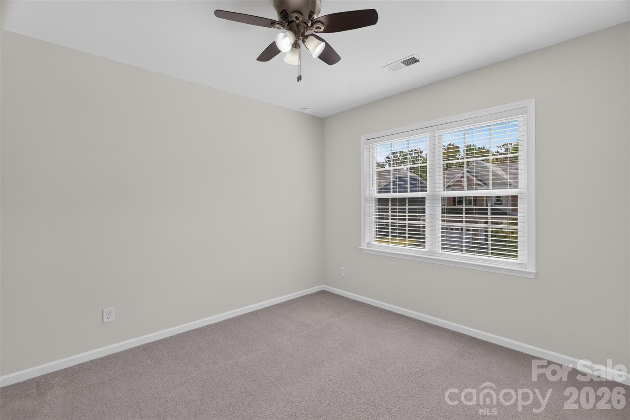 Fifth bedroom with private full bathroom. - 4638 Monument Valley Drive, Indian Land