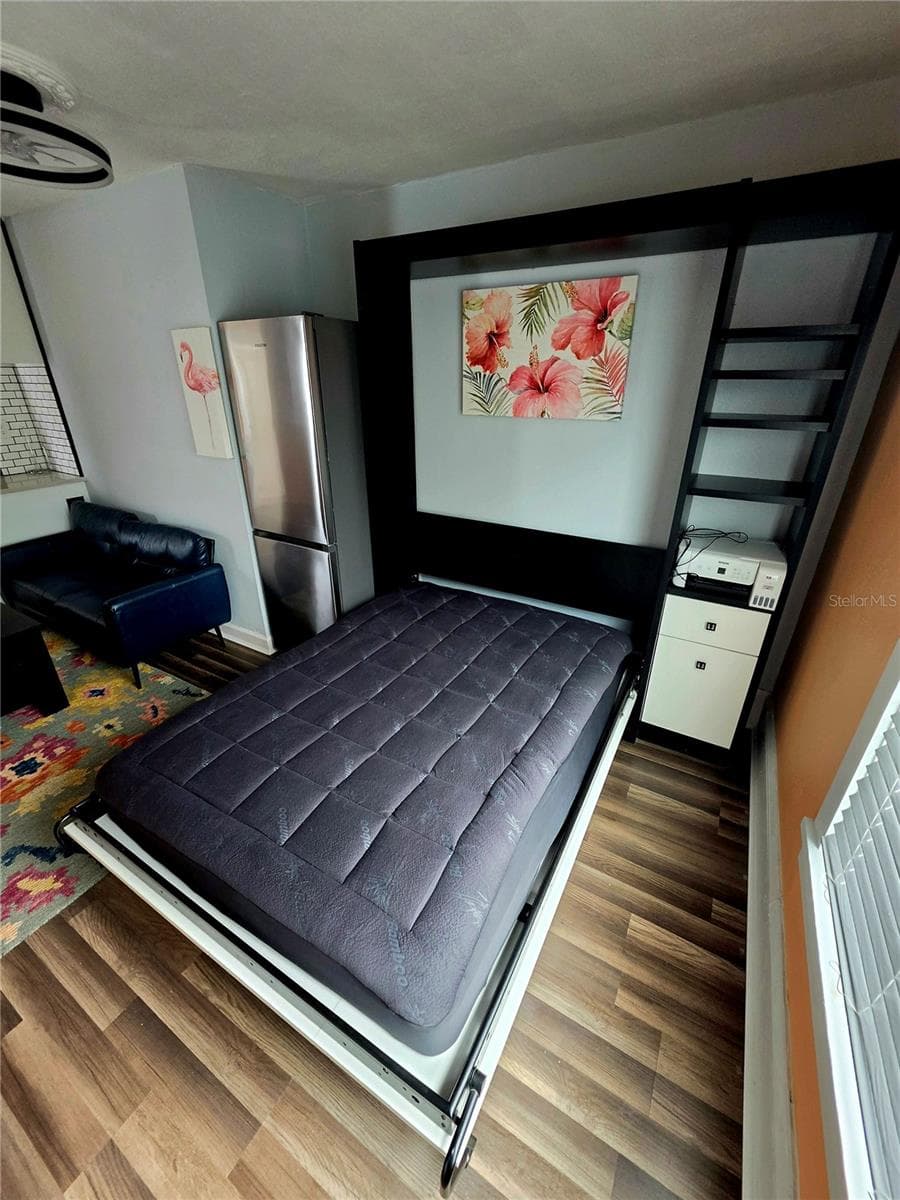 Apartment at 7401 & 1/2 1ST AVE N #UPR-A, ST PETERSBURG, photo 10 of 21