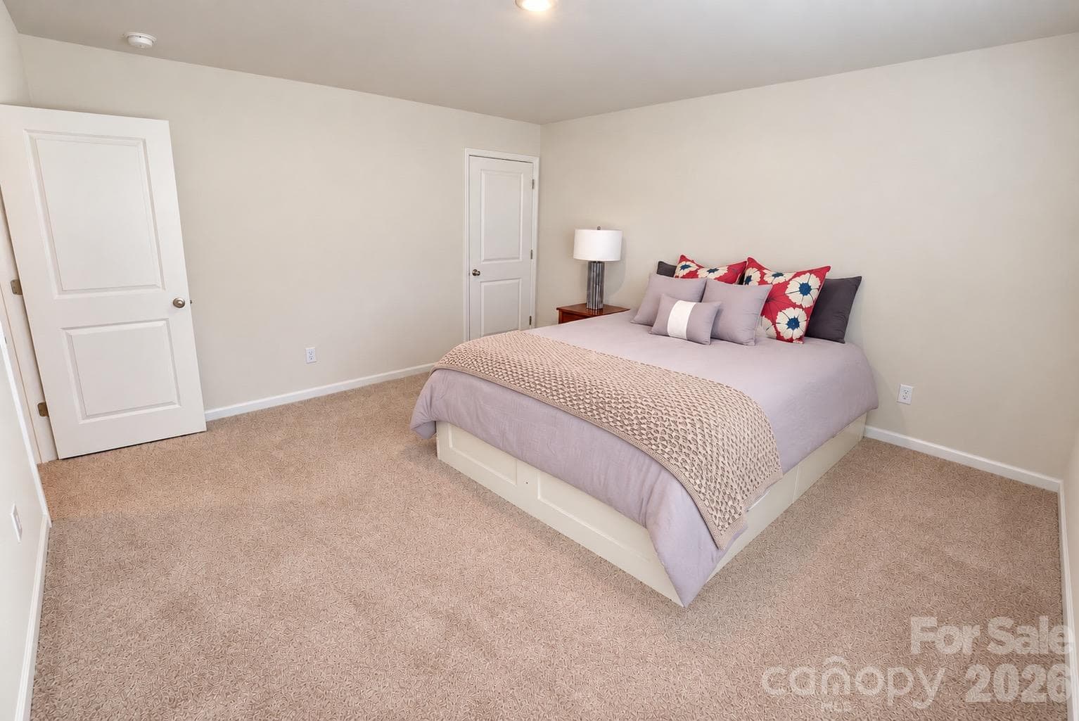 Single Family Residence at 722 Hickory Point Drive, Lexington, photo 16 of 22