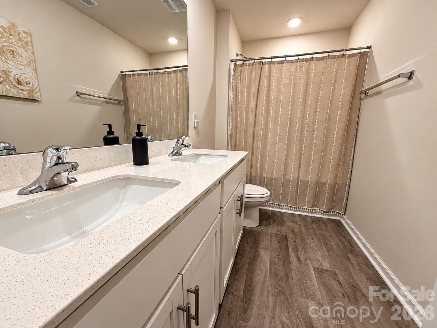 Single Family Residence at 722 Hickory Point Drive, Lexington, photo 19 of 22