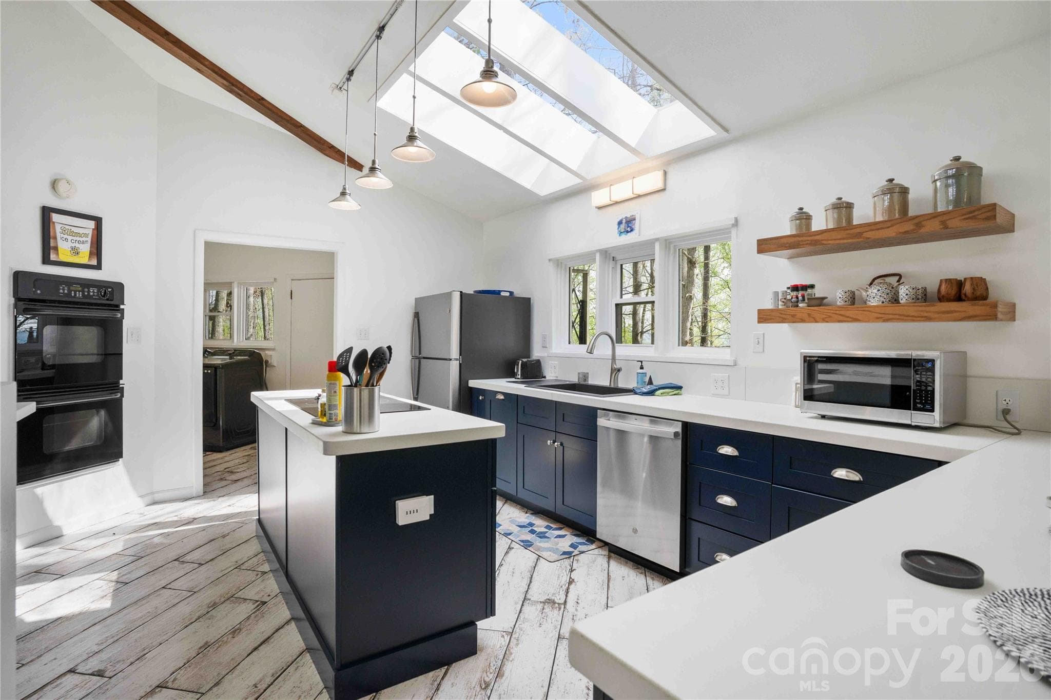 Kitchen sky lights - 39 Tatham Road, Hendersonville