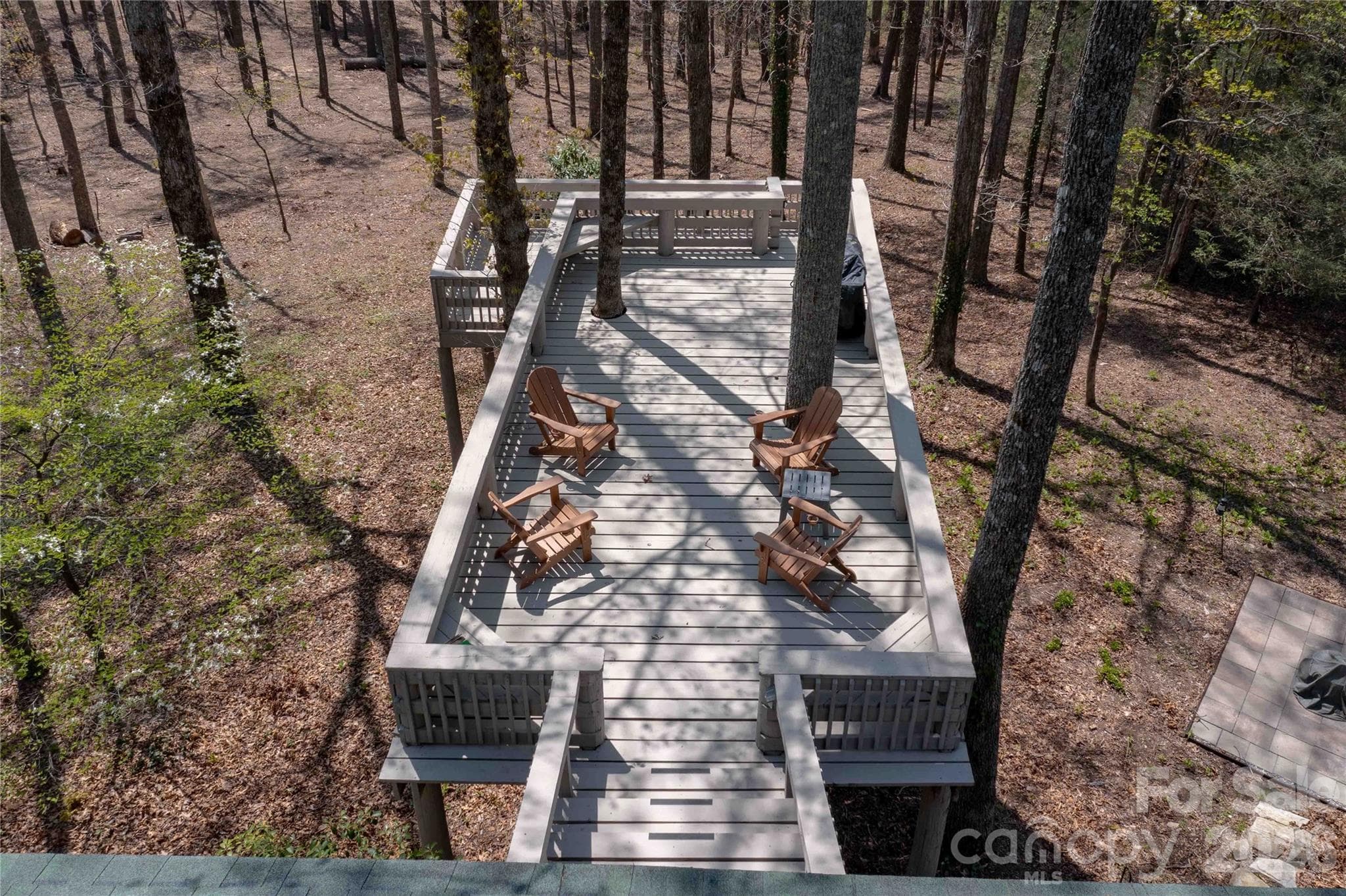 Middle deck /south side. - 39 Tatham Road, Hendersonville