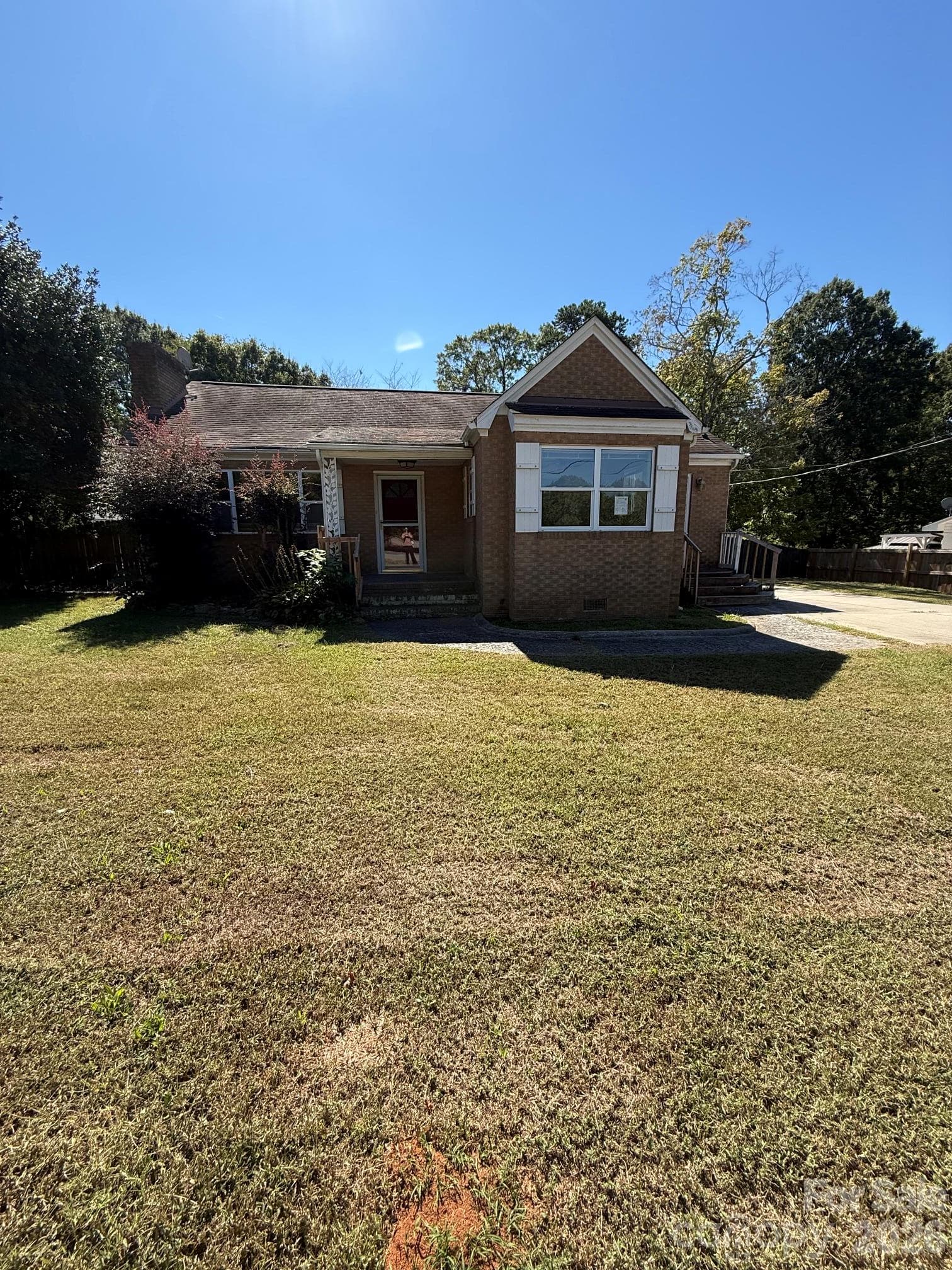 160 Stonewall Circle