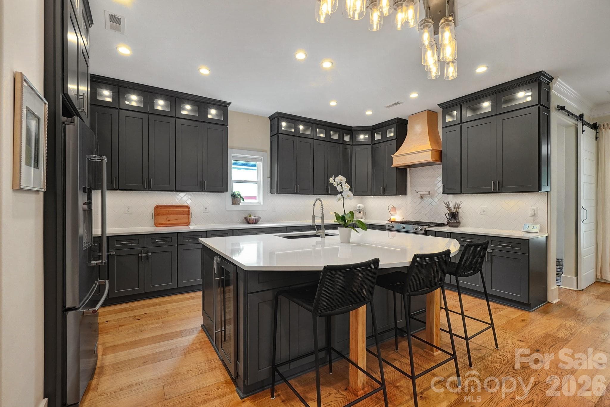 Single Family Residence at 1216 Effingham Road, Charlotte, photo 15 of 42