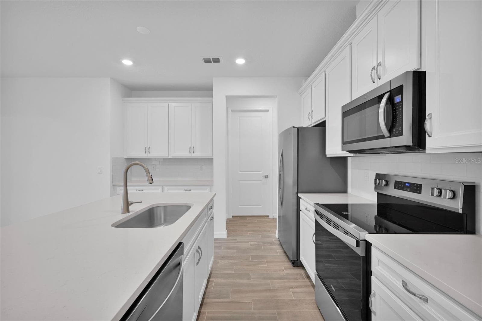 Seaport Kitchen - 351 FISHTAIL PL, PALM COAST