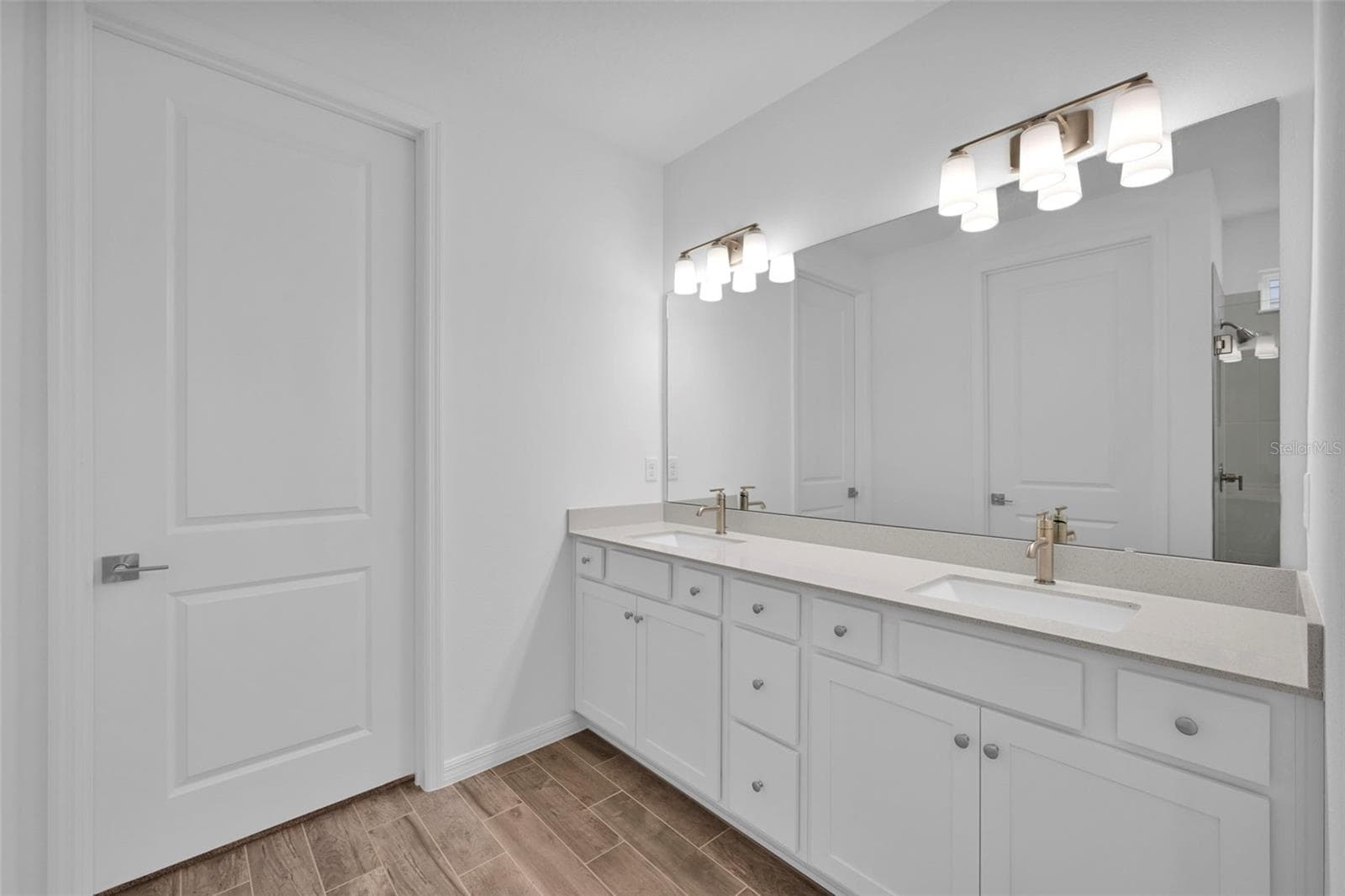 Seaport Owner's Bathroom - 351 FISHTAIL PL, PALM COAST
