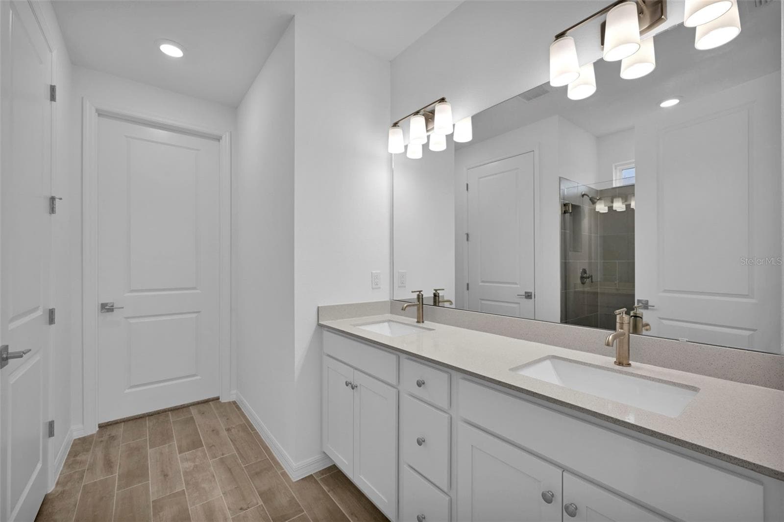 Maritime Owner's Bathroom - 353 FISHTAIL PL, PALM COAST