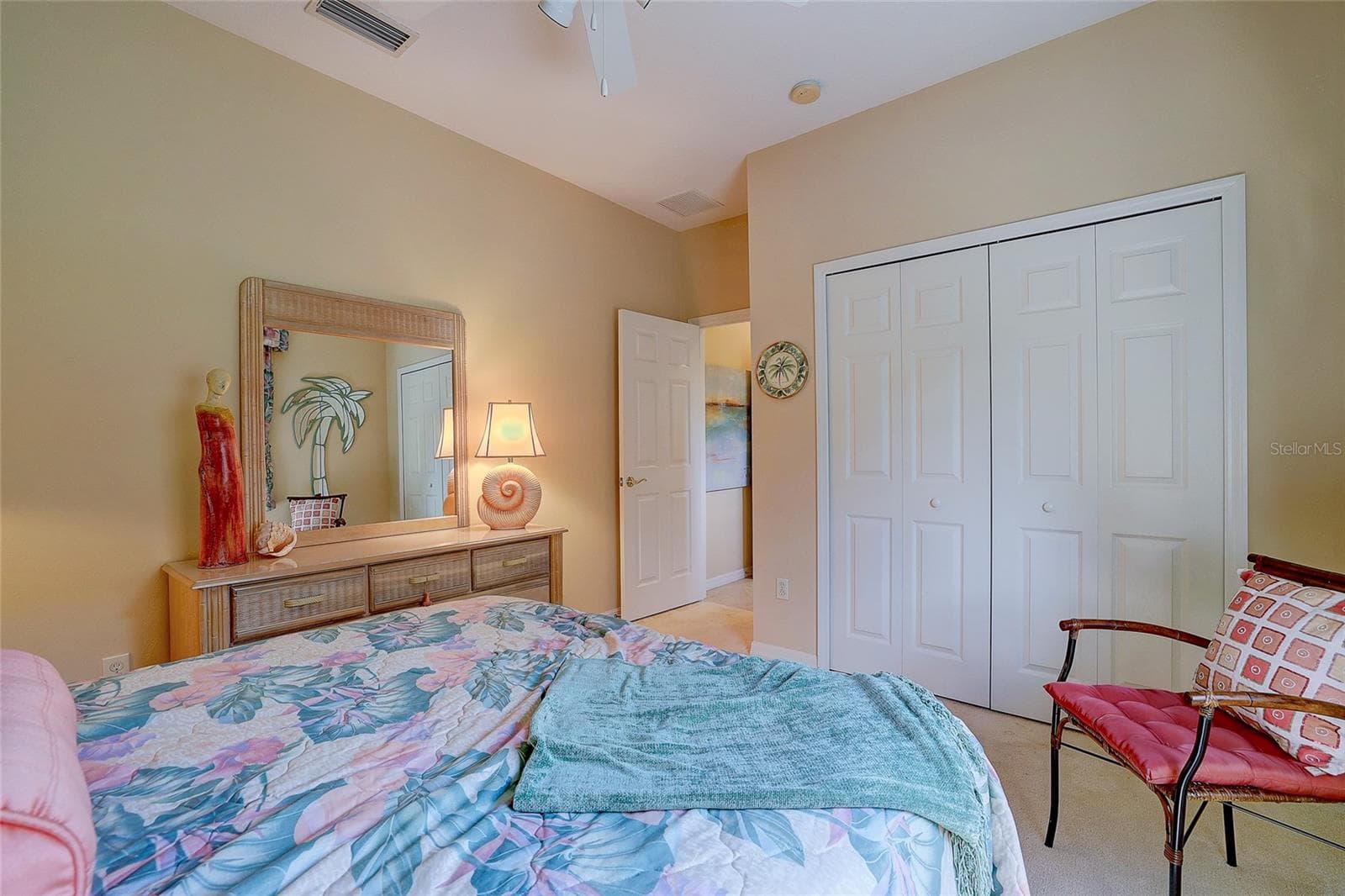 Single Family Residence at 12306 GREENBRIER WAY, LAKEWOOD RANCH, photo 36 of 55