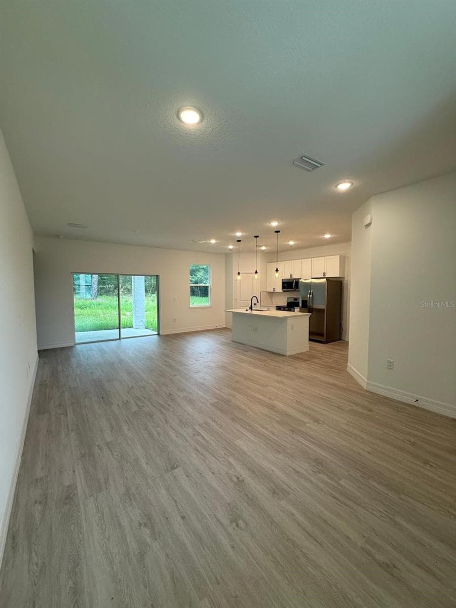 Single Family Residence at CITRUS SPRINGS, photo 4 of 19