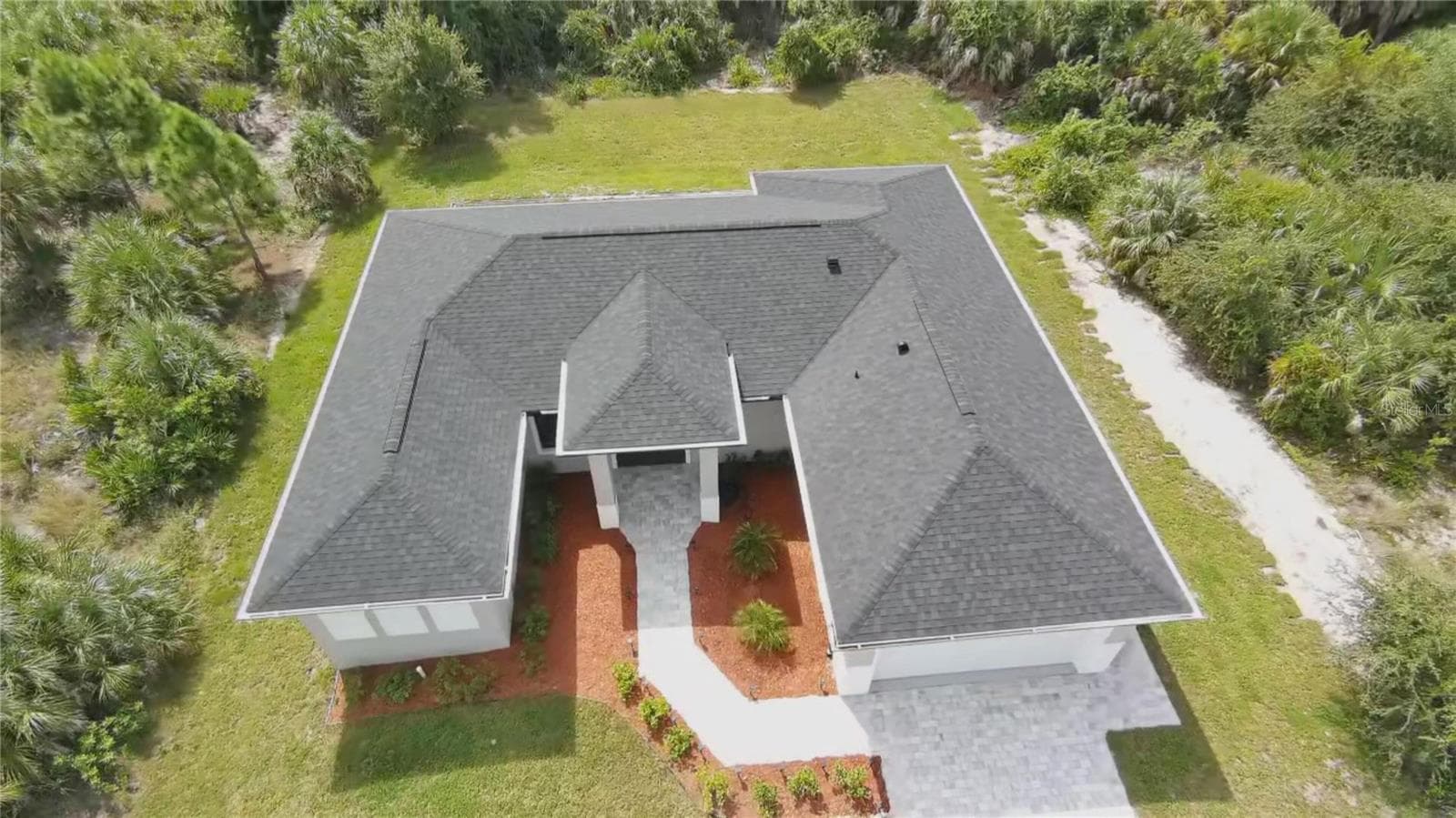 Single Family Residence at 14265 FORT MYERS AVE, PORT CHARLOTTE, photo 3 of 36