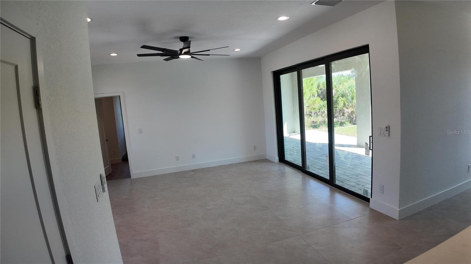Single Family Residence at 14265 FORT MYERS AVE, PORT CHARLOTTE, photo 10 of 36