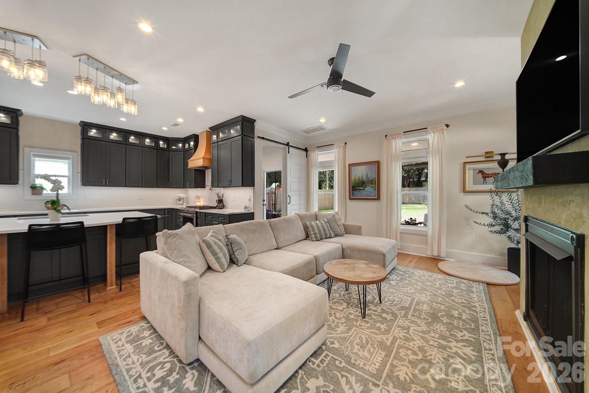 Single Family Residence at 1216 Effingham Road, Charlotte, photo 20 of 42