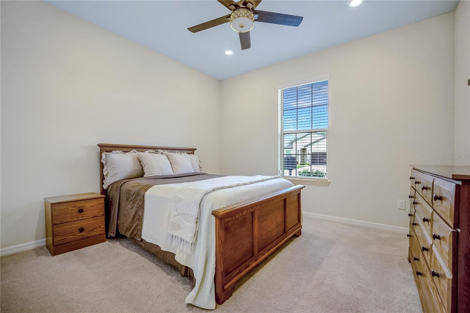 Single Family Residence at 9557 SW 64TH LN, OCALA, photo 18 of 117