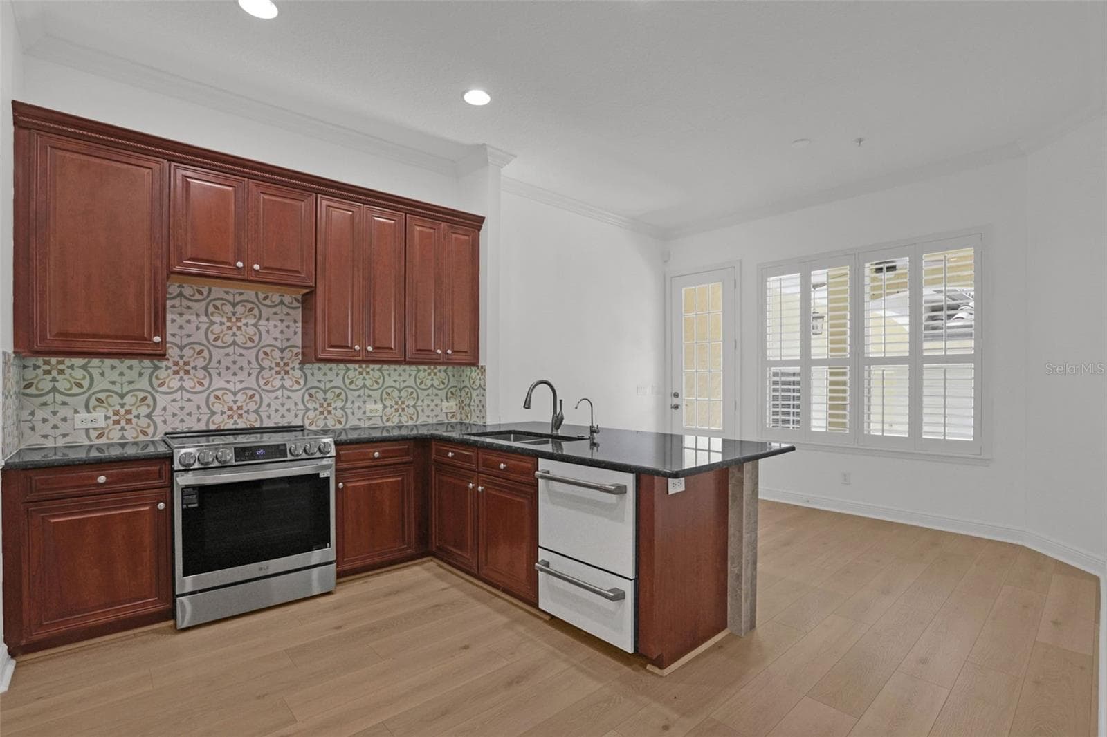 Townhouse at 1161 CHARMING ST, MAITLAND, photo 9 of 43