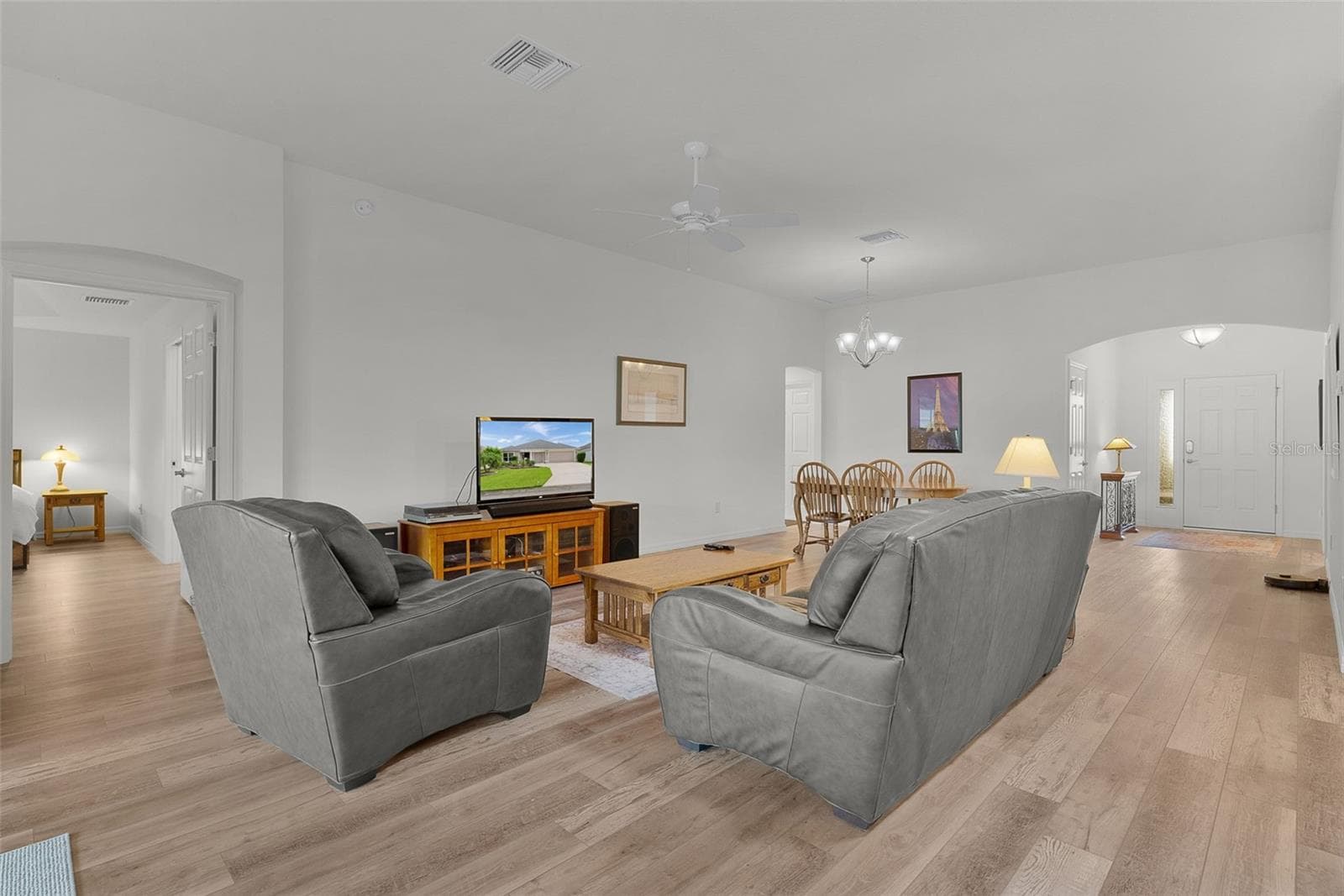 Single Family Residence at 3277 KRANZ AVE, THE VILLAGES, photo 9 of 56
