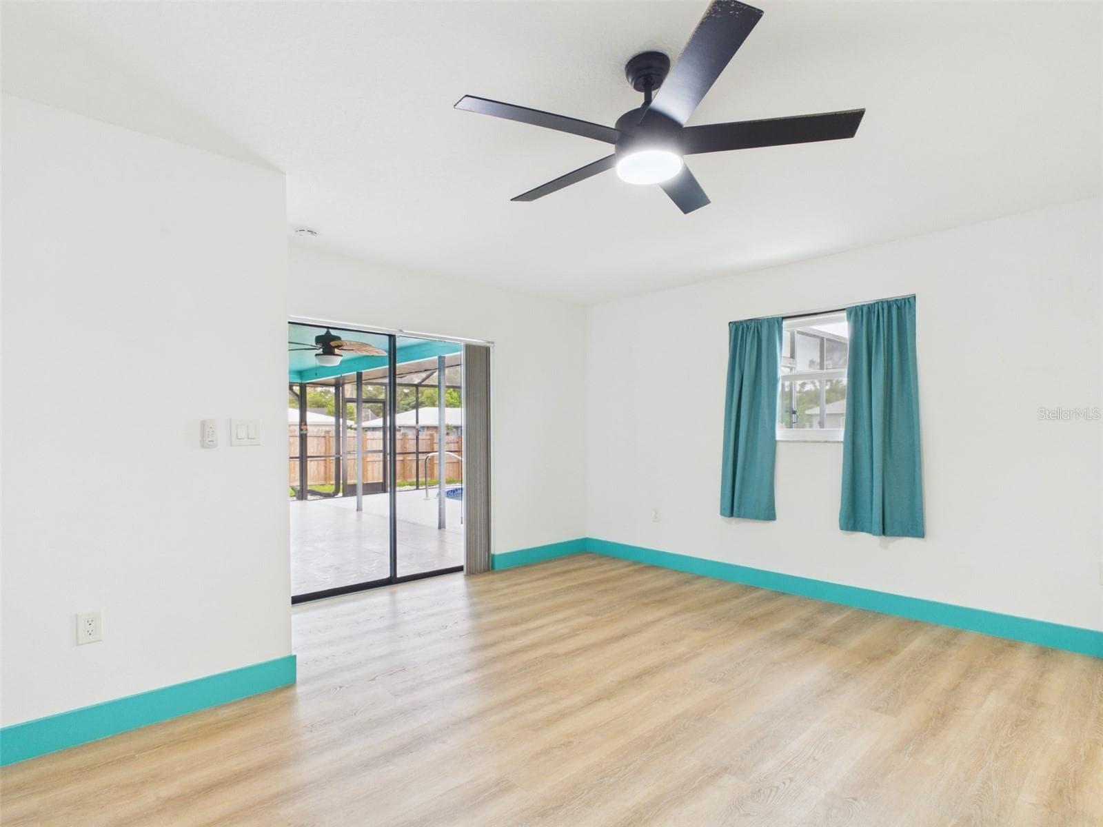 Single Family Residence at 20167 HOLLAND AVE, PORT CHARLOTTE, photo 15 of 40