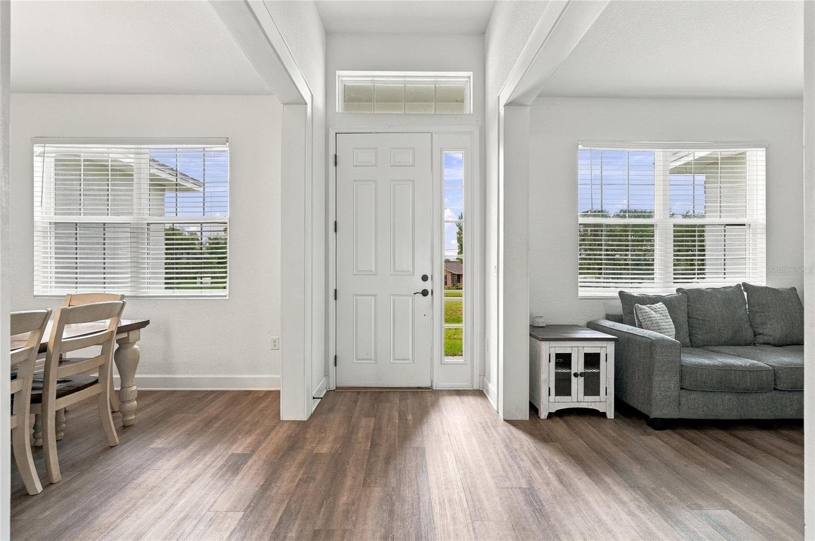 Single Family Residence at 123 CALOOSA DR, BABSON PARK, photo 17 of 75