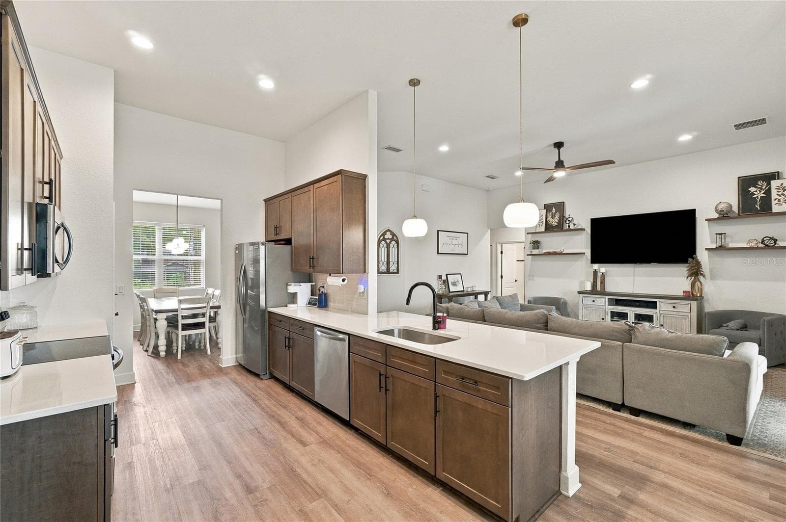 Single Family Residence at 123 CALOOSA DR, BABSON PARK, photo 27 of 75