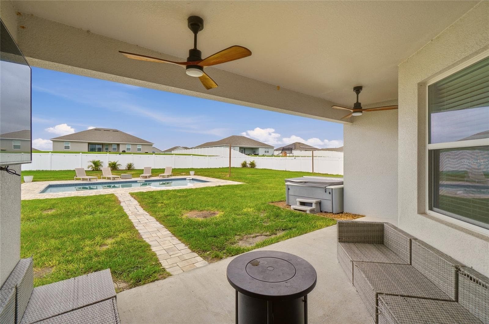 Single Family Residence at 123 CALOOSA DR, BABSON PARK, photo 68 of 75