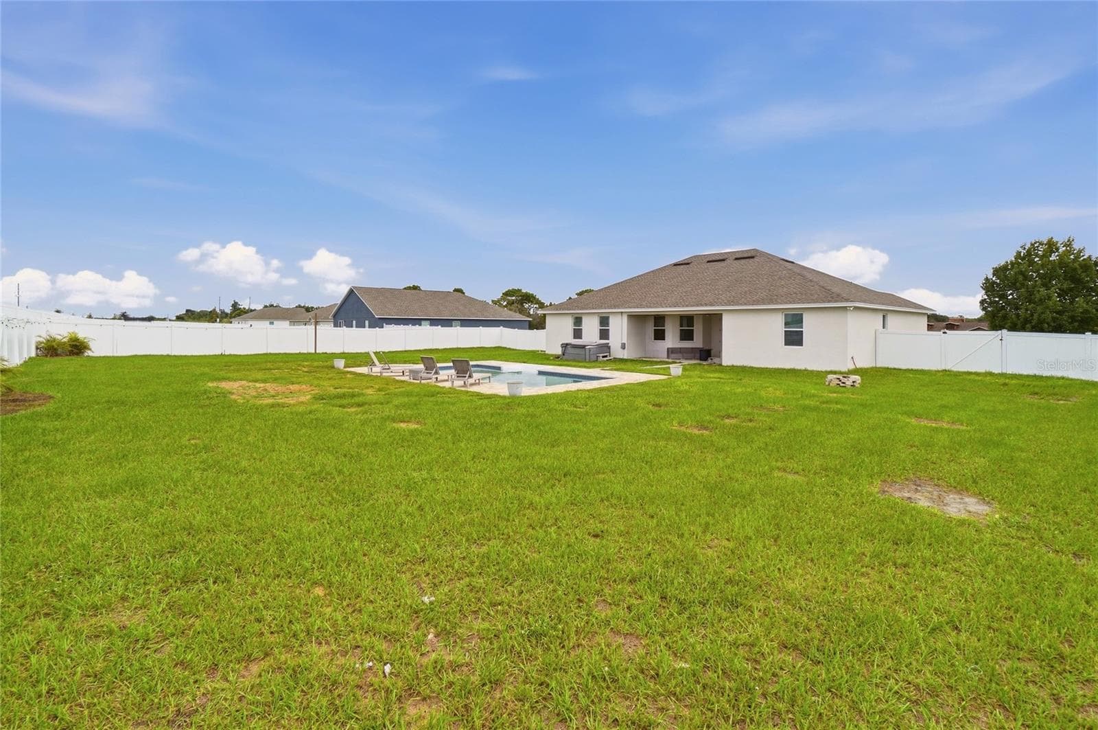 Single Family Residence at 123 CALOOSA DR, BABSON PARK, photo 73 of 75