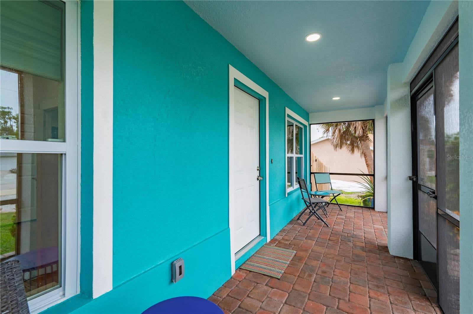Screened front porch - 1027 CAMPBELL ST, PORT CHARLOTTE