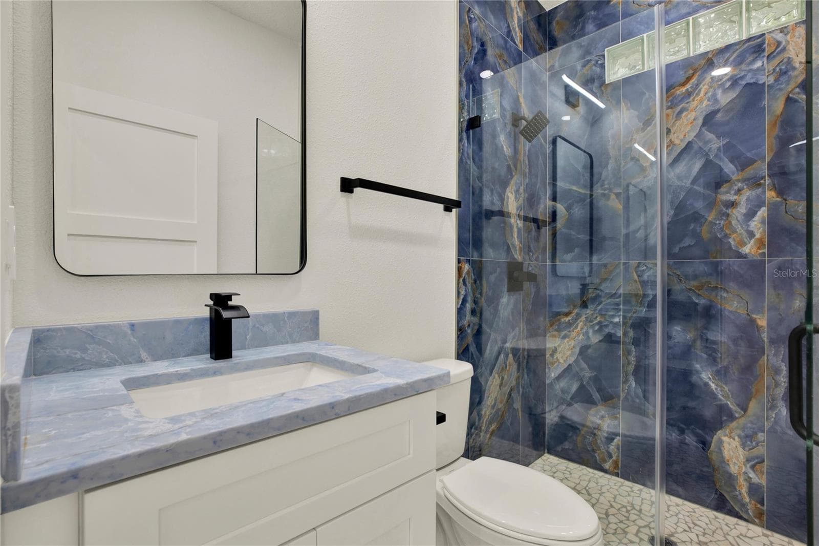 Single Family Residence at 2725 W GREEN ST, TAMPA, photo 21 of 28