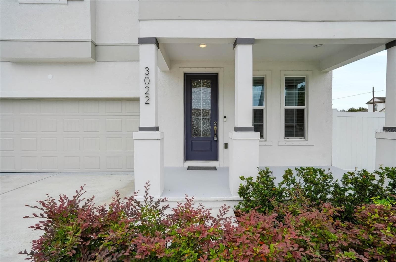 Single Family Residence at 3022 W GRAY ST, TAMPA, photo 3 of 51