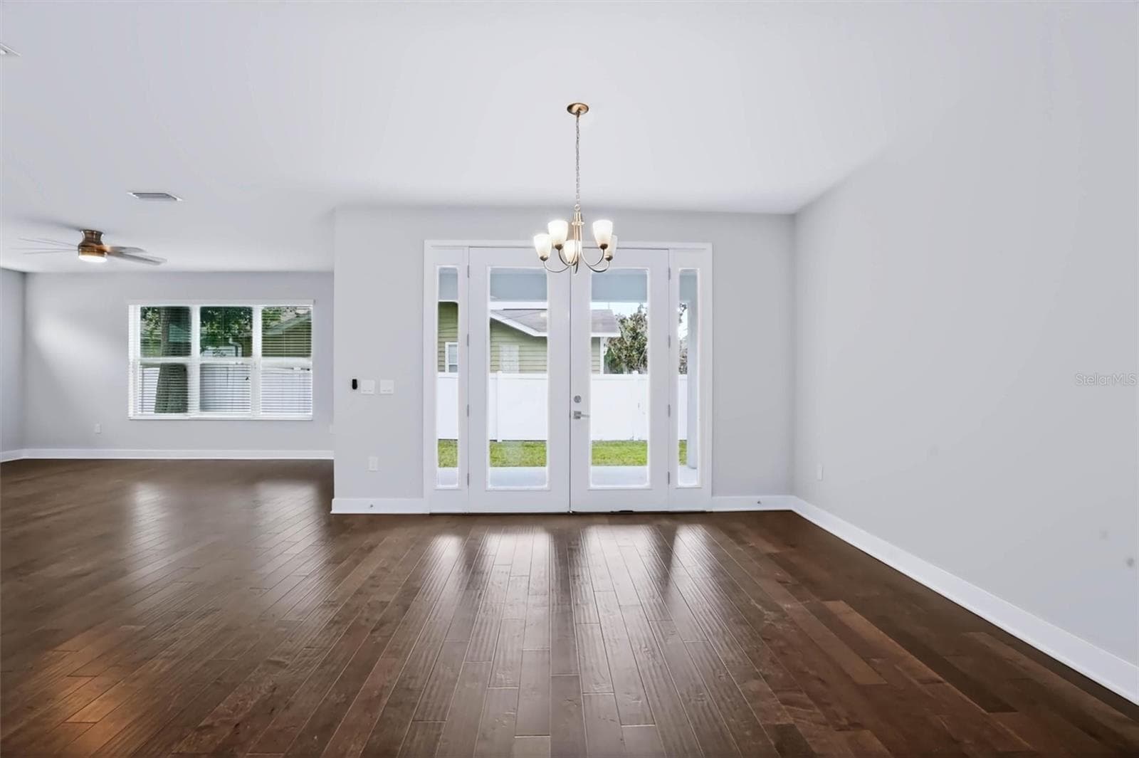 Single Family Residence at 3022 W GRAY ST, TAMPA, photo 9 of 51
