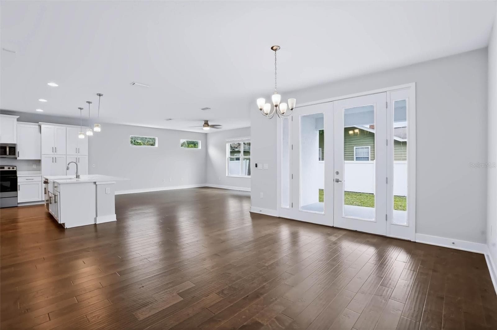 Single Family Residence at 3022 W GRAY ST, TAMPA, photo 10 of 51