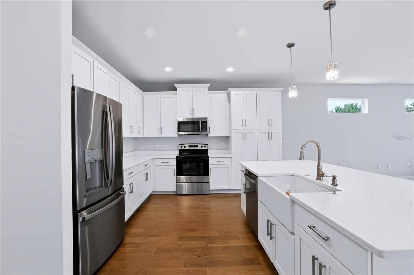 Single Family Residence at 3022 W GRAY ST, TAMPA, photo 16 of 51