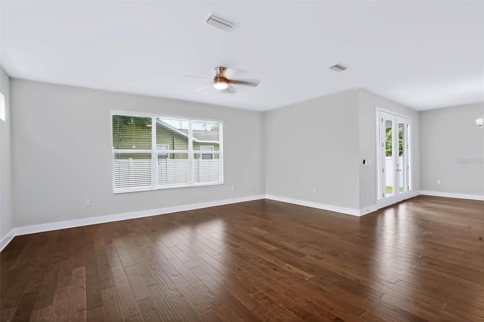Single Family Residence at 3022 W GRAY ST, TAMPA, photo 18 of 51