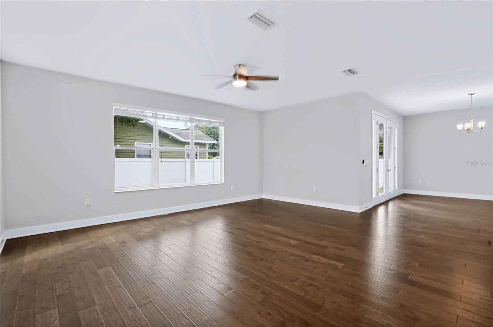 Single Family Residence at 3022 W GRAY ST, TAMPA, photo 25 of 51