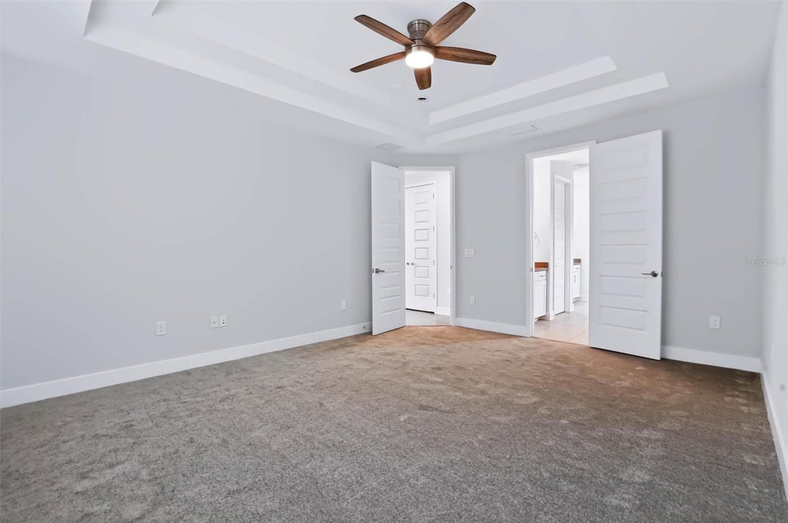 Single Family Residence at 3022 W GRAY ST, TAMPA, photo 27 of 51