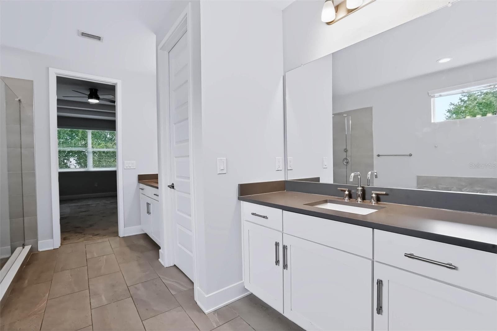 Single Family Residence at 3022 W GRAY ST, TAMPA, photo 31 of 51