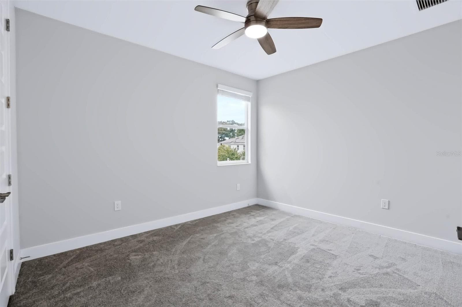 Single Family Residence at 3022 W GRAY ST, TAMPA, photo 38 of 51