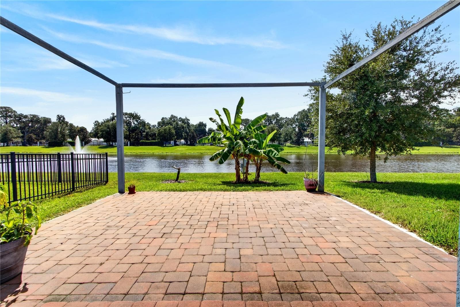 patio equipped for sun sail - 2304 TUDOR ROSE DR, SANFORD