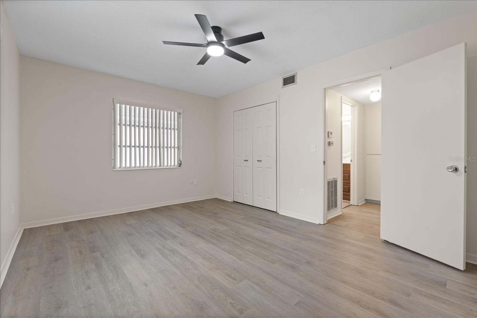 Condominium at 6010 LILLI WAY #6010, BRADENTON, photo 8 of 21