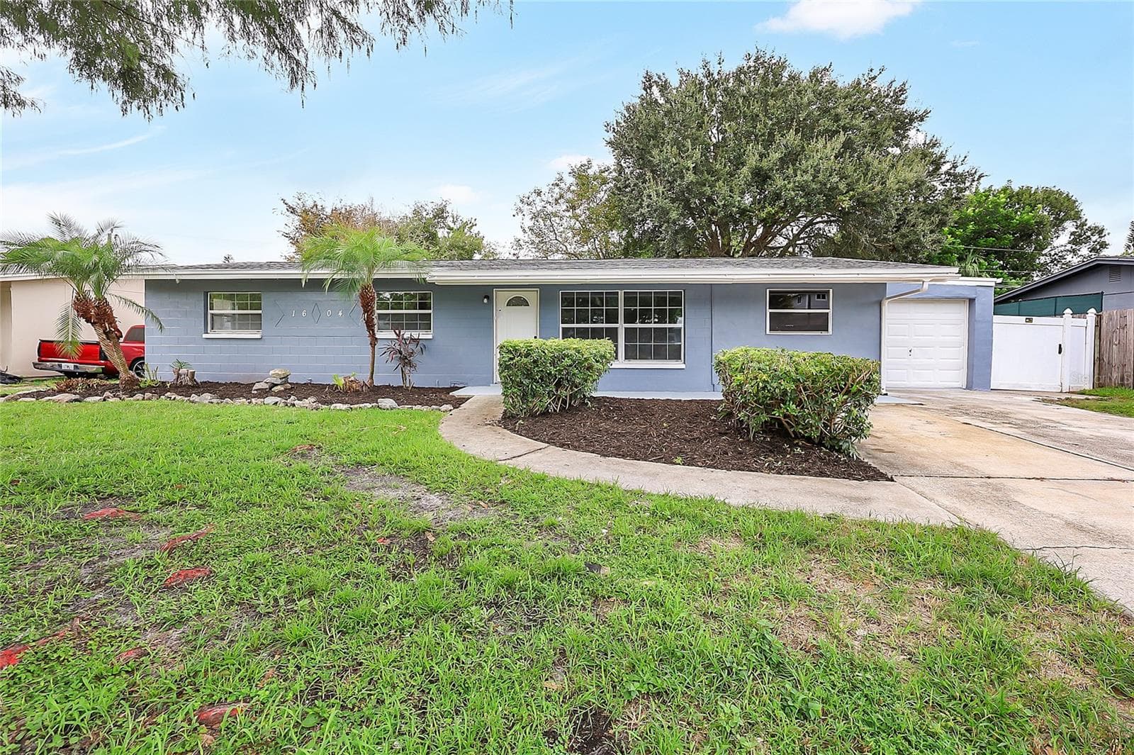 1604 ARNOLD DR