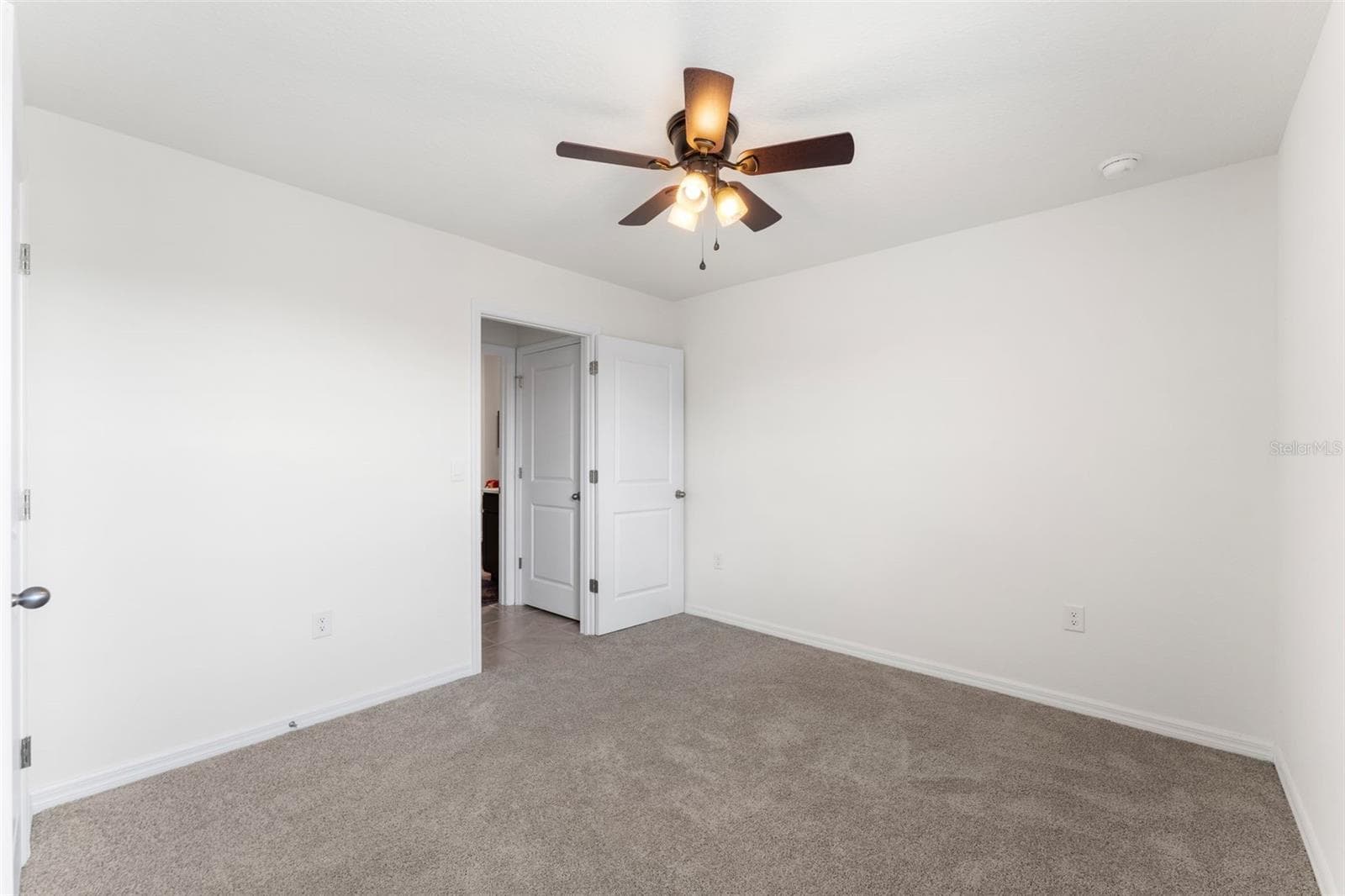 Single Family Residence at 24595 NW 11TH PL, NEWBERRY, photo 21 of 38
