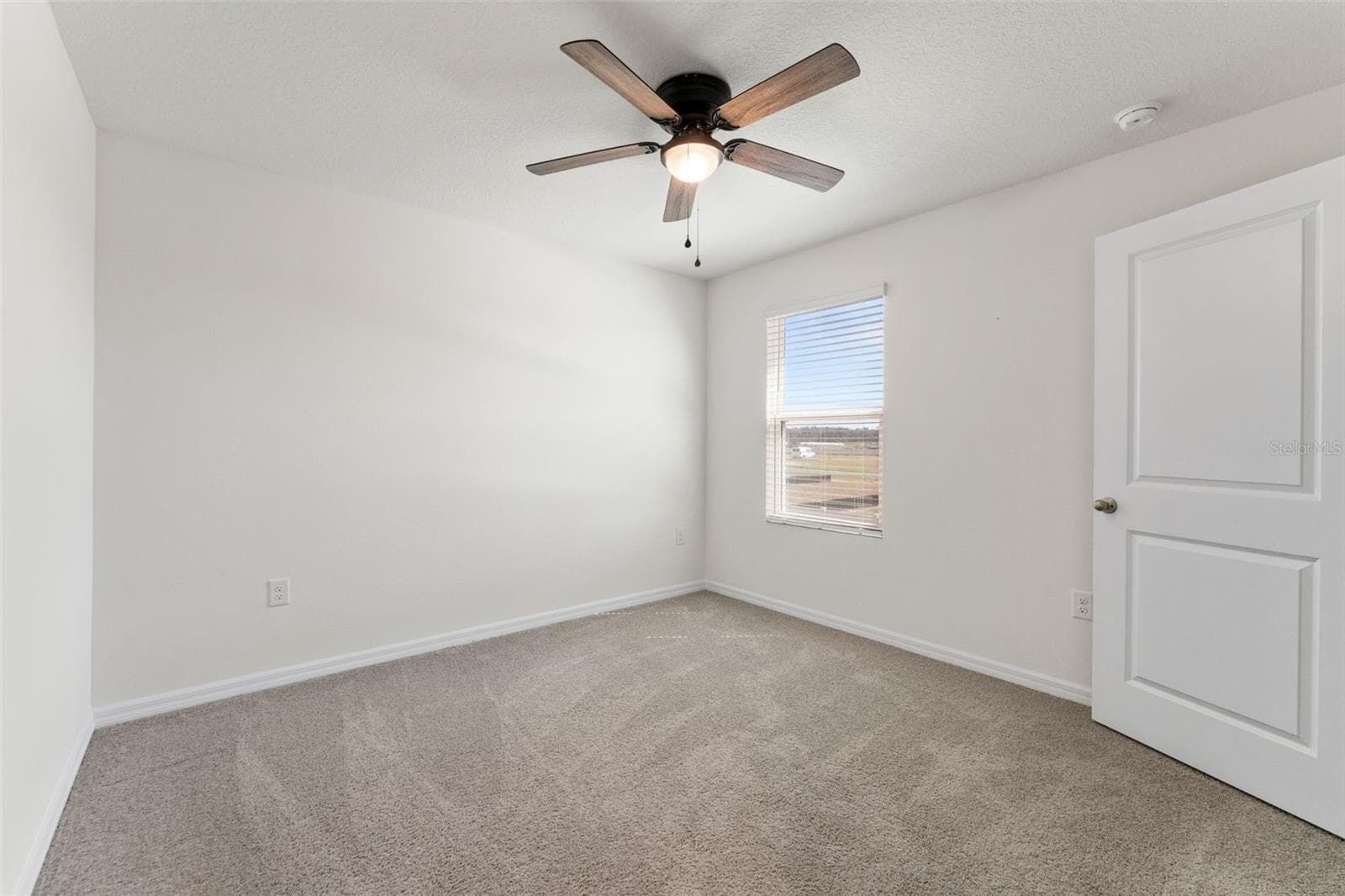 Single Family Residence at 24595 NW 11TH PL, NEWBERRY, photo 26 of 38