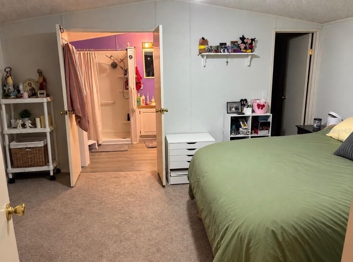 Manufactured Home at 11522 NORTH ST, GIBSONTON, photo 9 of 18