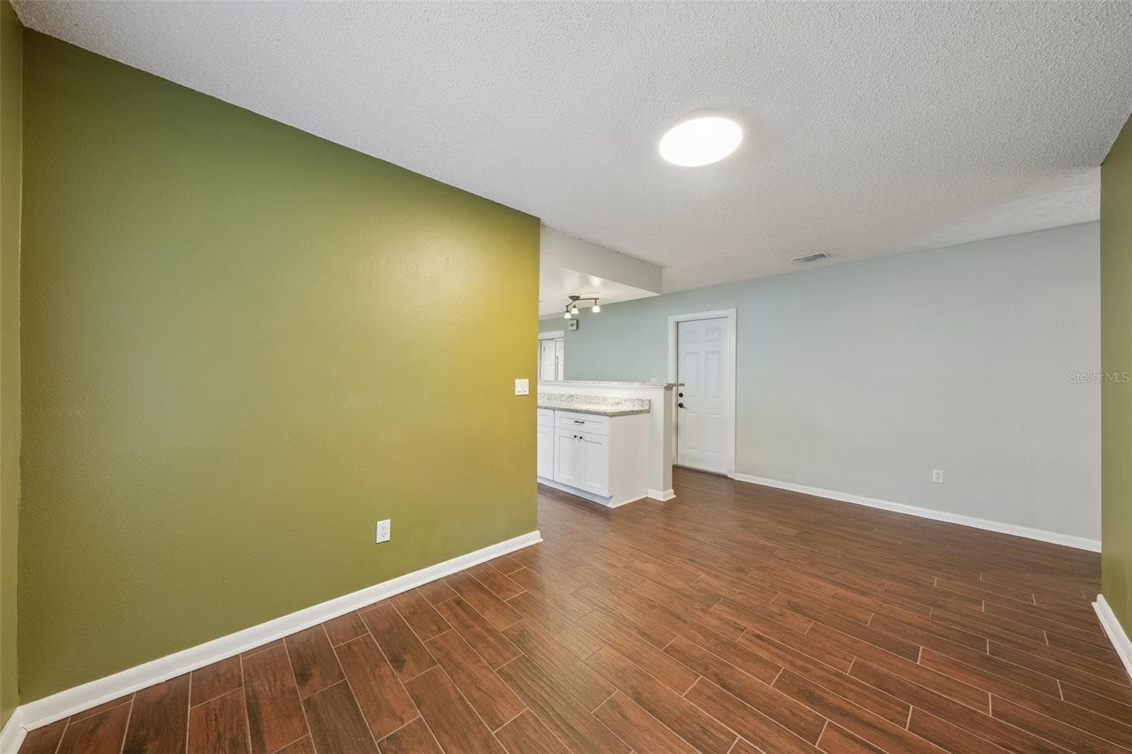 Single Family Residence at 4717 W PRESCOTT ST, TAMPA, photo 22 of 63