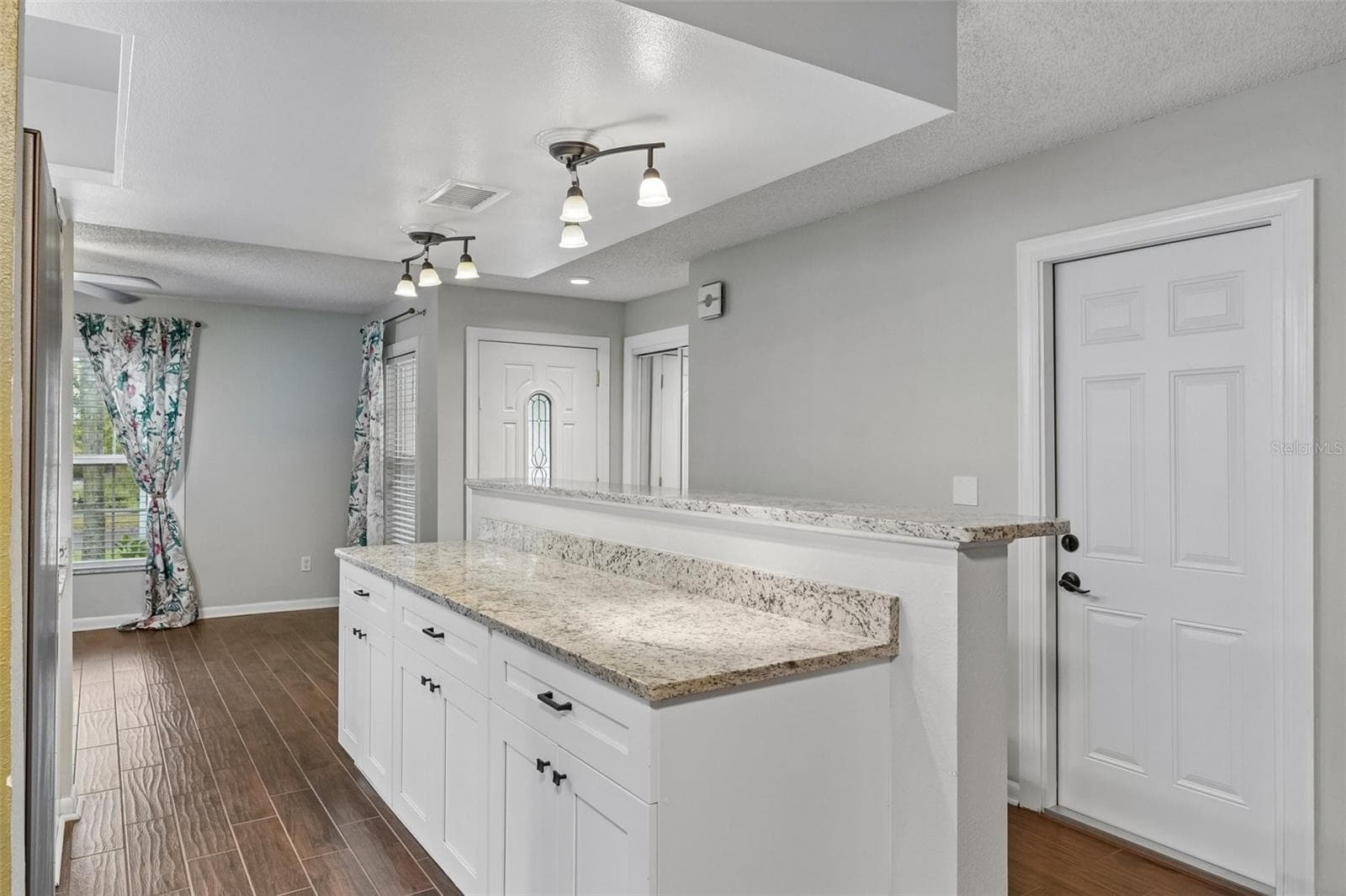 Single Family Residence at 4717 W PRESCOTT ST, TAMPA, photo 32 of 63