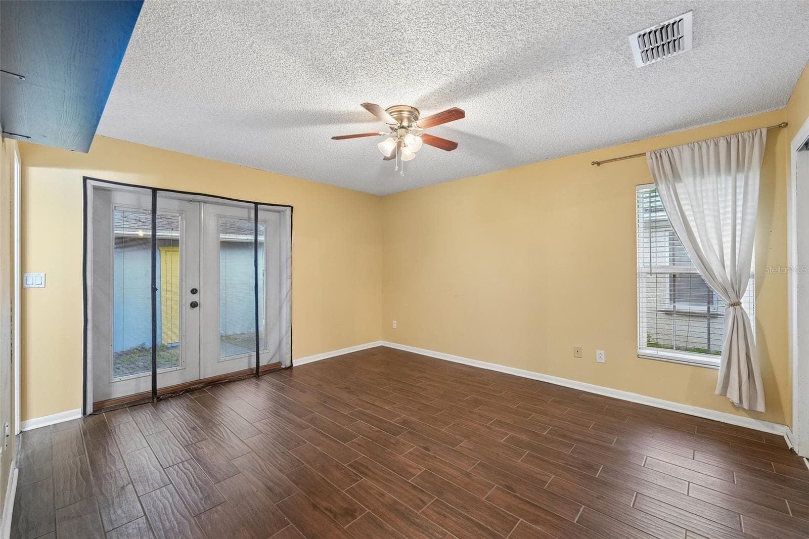 Single Family Residence at 4717 W PRESCOTT ST, TAMPA, photo 38 of 63