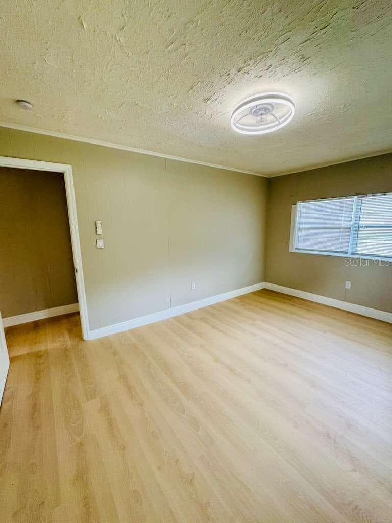 Single Family Residence at 4910 HUPPEL AVE, ORLANDO, photo 9 of 37