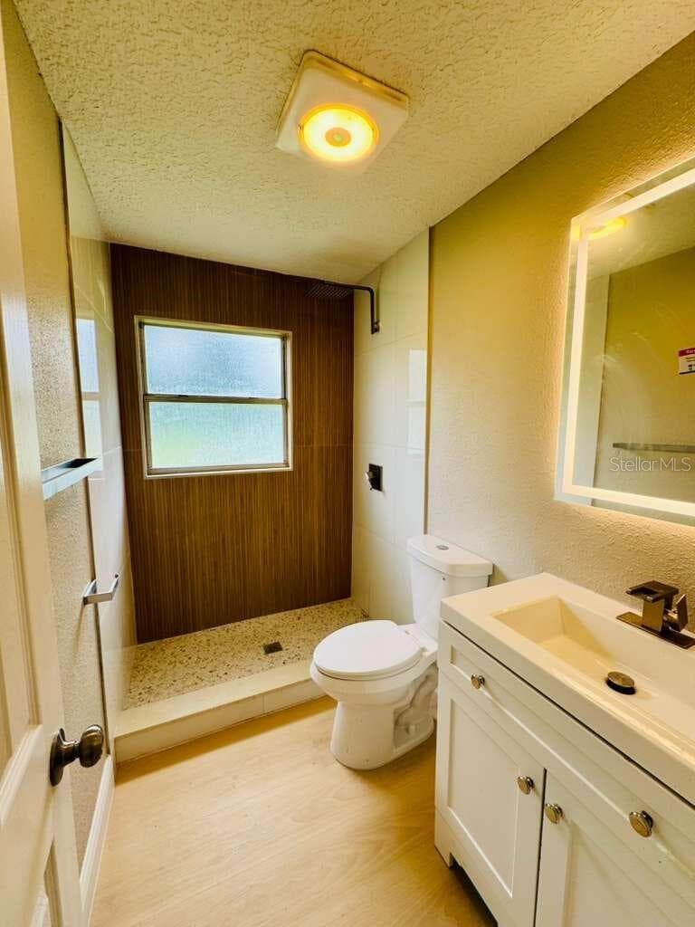Single Family Residence at 4910 HUPPEL AVE, ORLANDO, photo 11 of 37