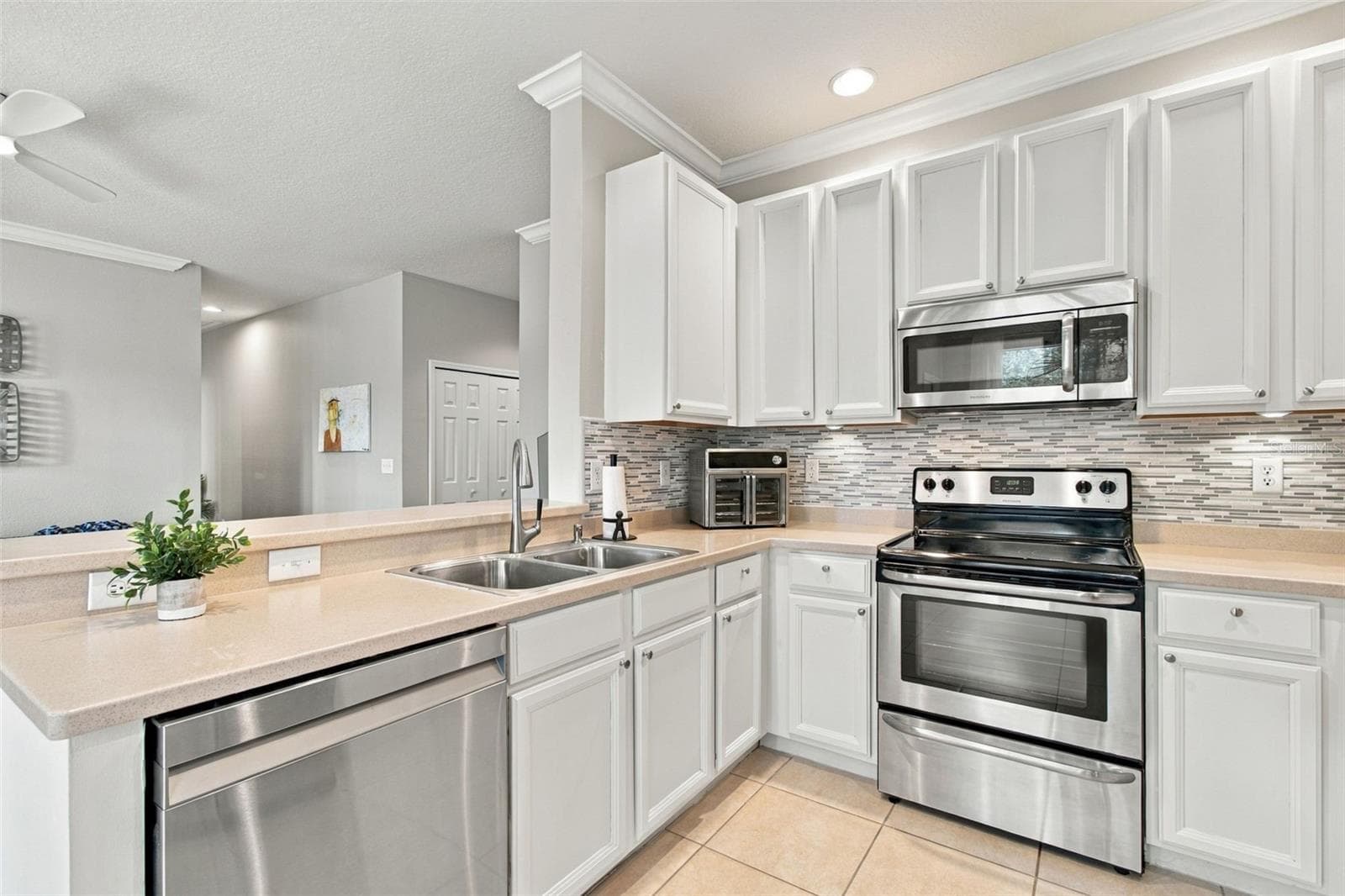 Condominium at 9420 GEORGIAN PARK LN #108, TAMPA, photo 21 of 76